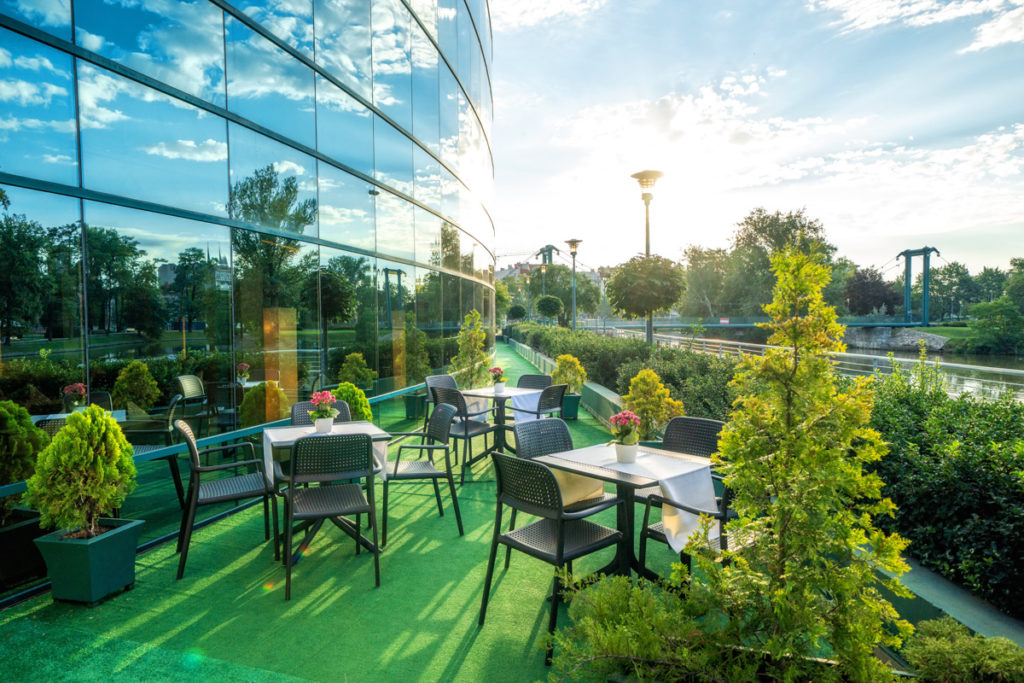 Terrasse vom HP Park Plaza Hotel Breslau